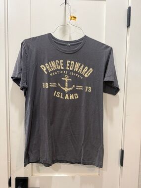 Prince Edward Island Nautical Graphic Tee - Men's Gray